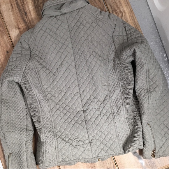 B&H Quilted Jacket, beige, sz M - Picture 5 of 11